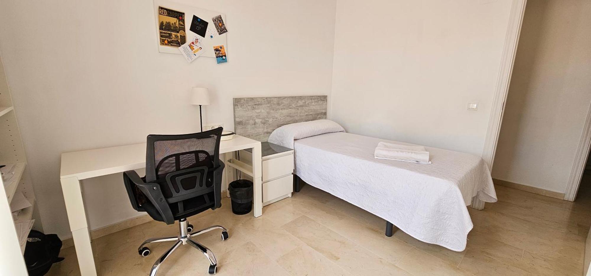 Hostel Residencia Alfil Málaga Exteriör bild